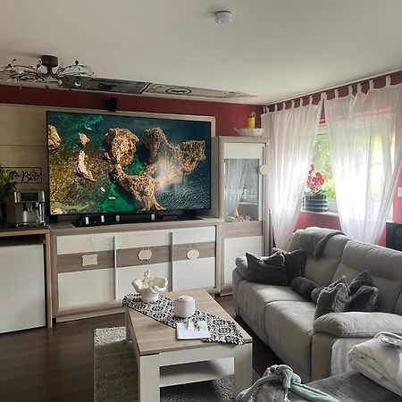 Gaestezimmer In Ratingen Bei Duesseldorf Mit Einem Hauch Luxus Esterno foto