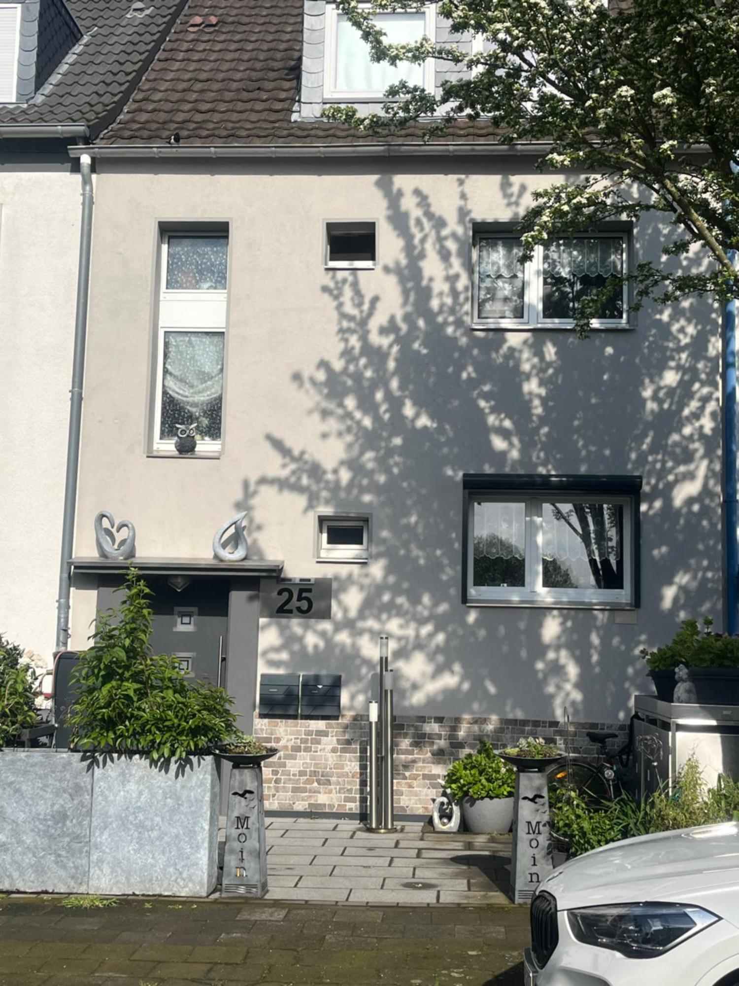 Gaestezimmer In Ratingen Bei Duesseldorf Mit Einem Hauch Luxus Esterno foto