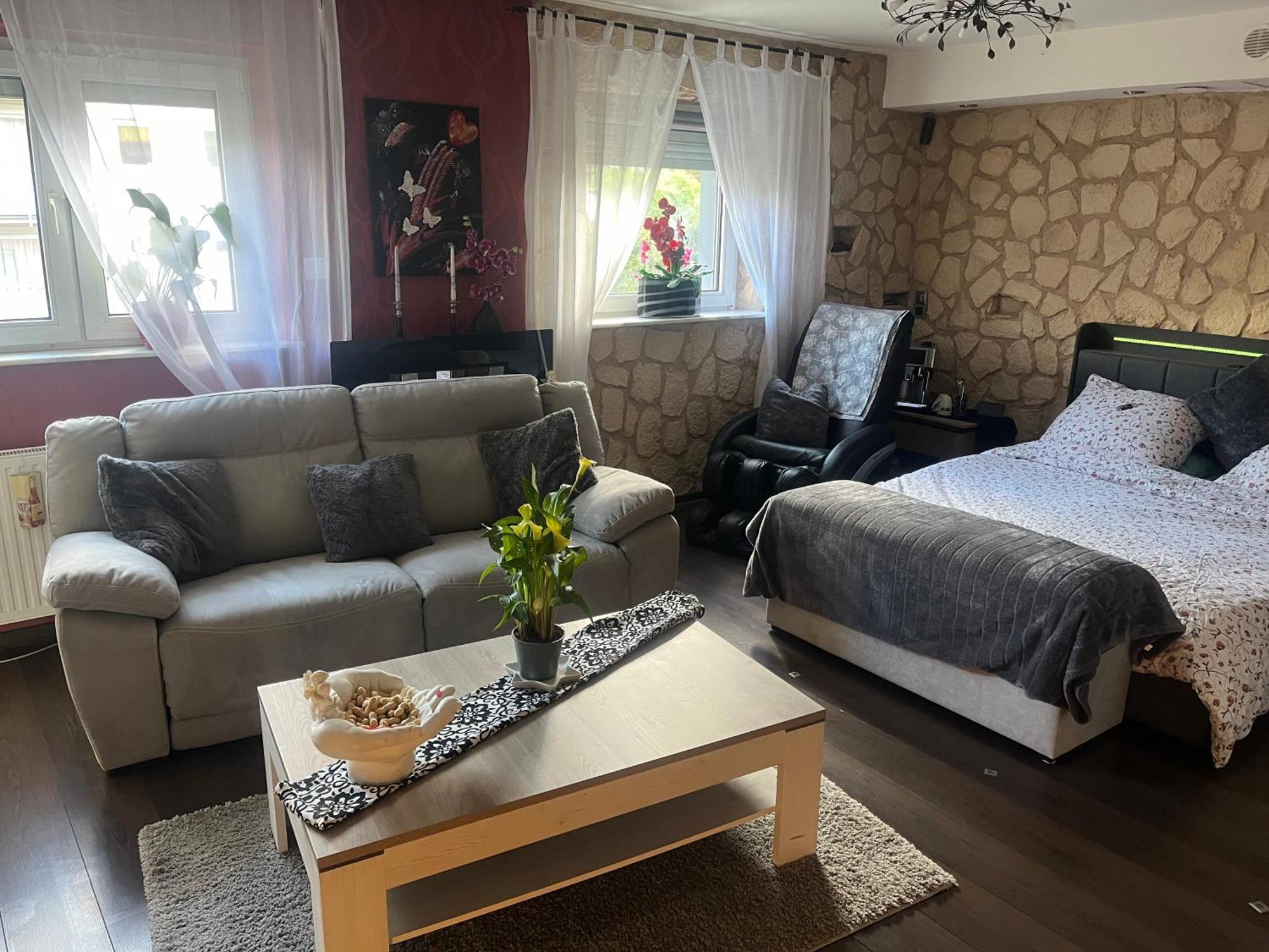 Gaestezimmer In Ratingen Bei Duesseldorf Mit Einem Hauch Luxus Esterno foto
